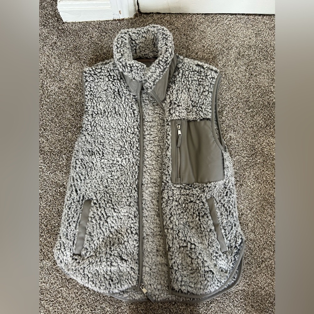 Abercrombie and Fitch Sherpa Vest